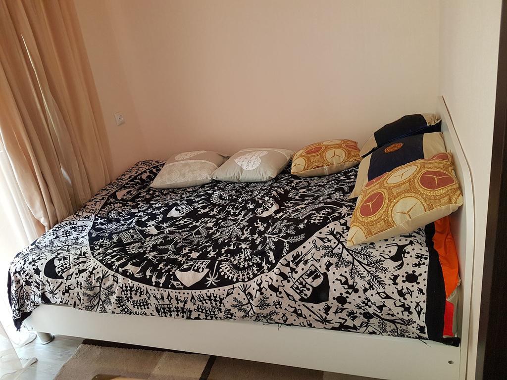 Apartment Ramaz Тбилиси Екстериор снимка