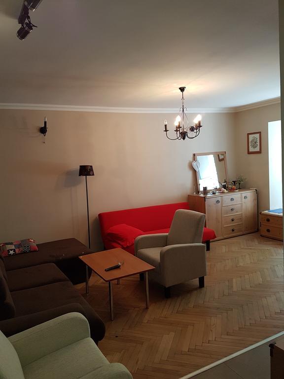 Apartment Ramaz Тбилиси Екстериор снимка