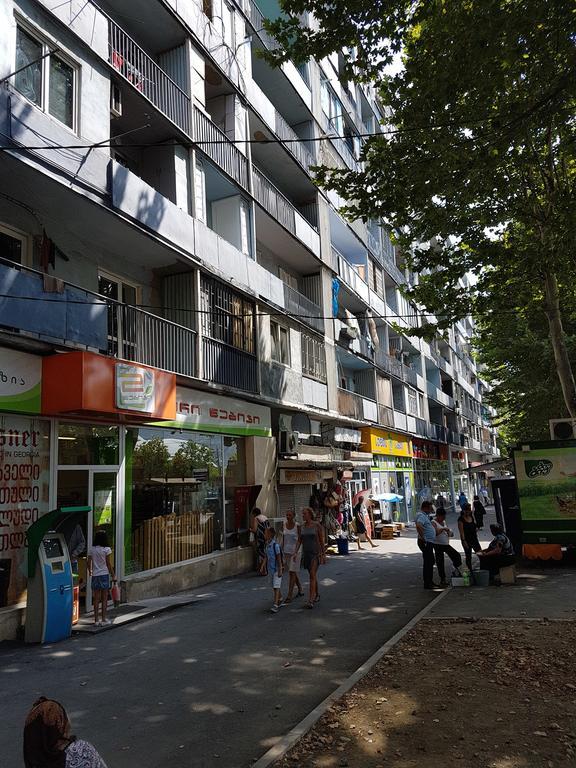 Apartment Ramaz Тбилиси Екстериор снимка